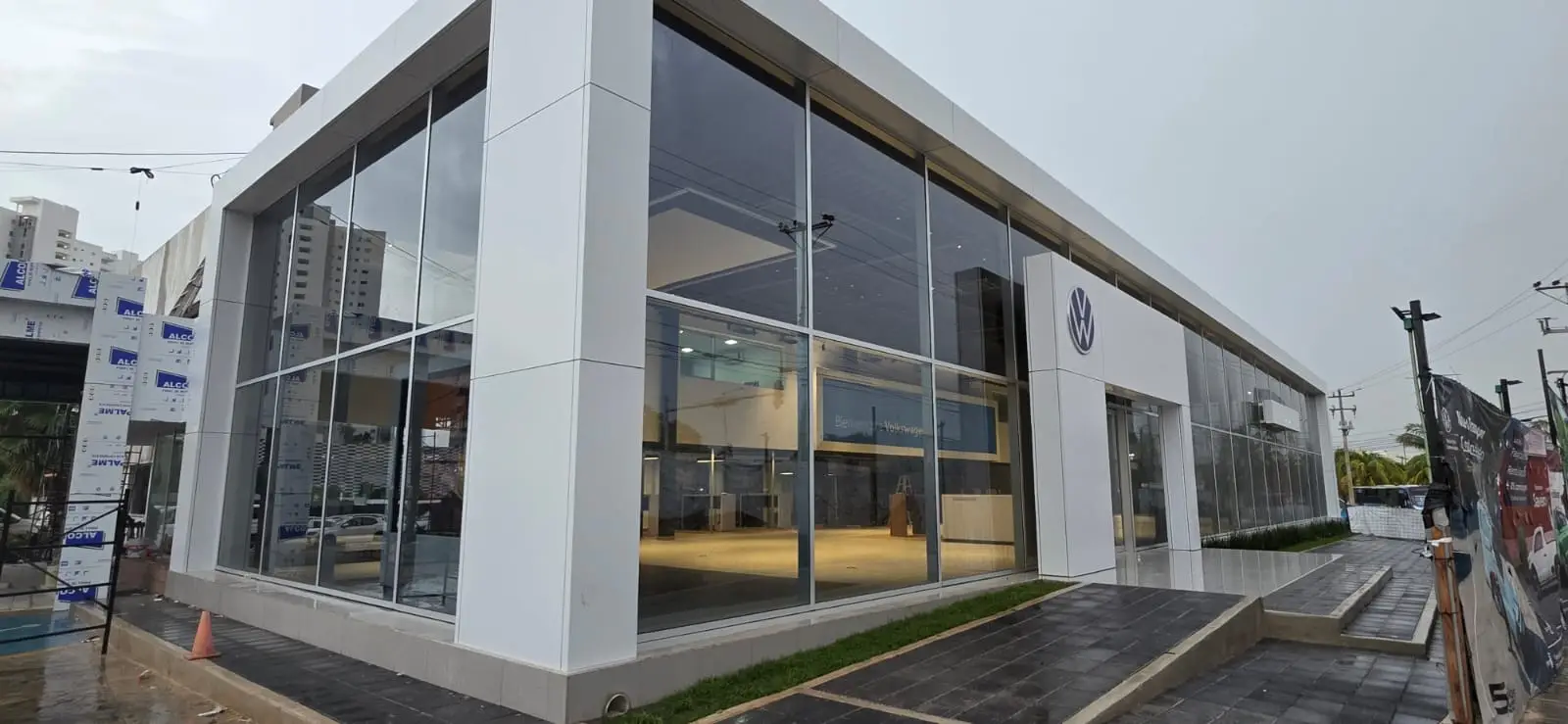 Estructuras metálicas para proyecto Volkswagen