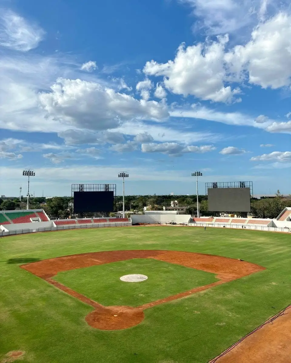 Estructuras metálicas para luminarias de estadios