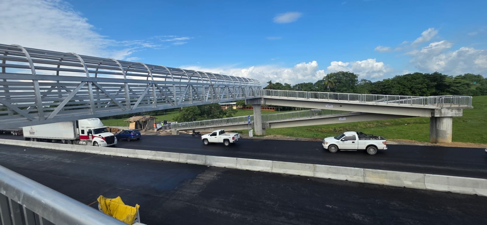 Puente peatonal km 58 +045